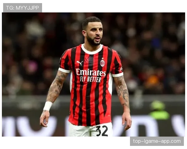 AC米兰高位压迫战术反噬，防线频频被打穿，稳定性面临考验