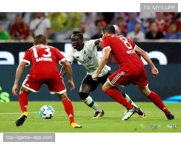 德布劳内与齐达内控场能力差异：传球视野与节奏掌控的机制对比